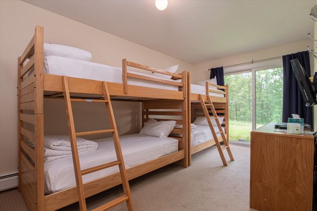 Second Lower Level Bunkroom | Image 17