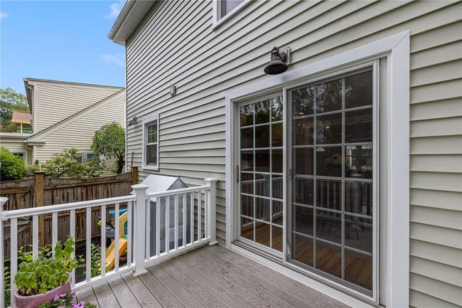 204 8 Th St, House other with 3 bedrooms, 2 bathrooms and 3 parking in Providence RI | Image 36