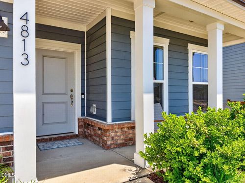 4813 Ozark St, Fuquay Varina, NC, 27526-3584 | Card Image