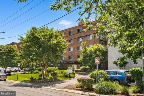 408-4800 Chevy Chase Dr, Chevy Chase, MD, 20815-6455 | Card Image
