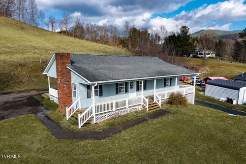 7215 Us Highway 421, Vilas, NC, 28692 | Card Image