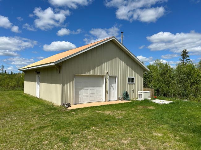 East side of Heated Garage | Image 51