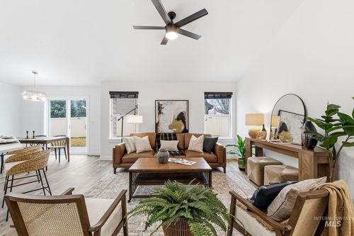 19359 Warbler Way, Caldwell, ID, 83605-5078 | Card Image