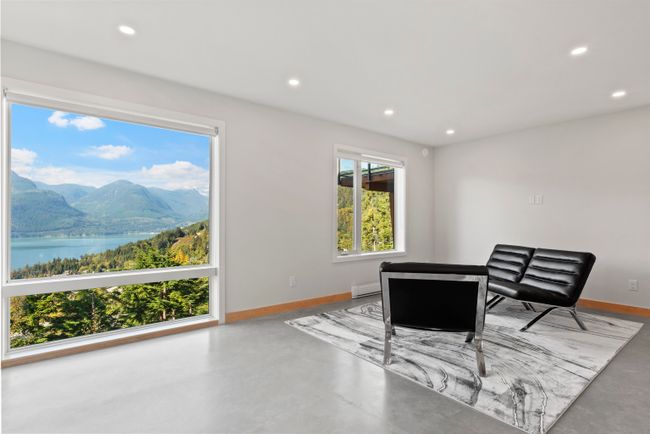 1135 Copper Drive, House other with 3 bedrooms, 3 bathrooms and 6 parking in Britannia Beach BC | Image 27