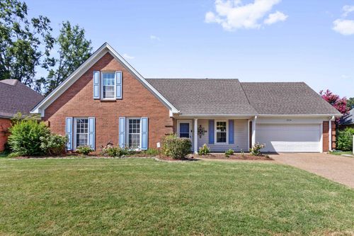 7574 Dexter Hills Dr, Cordova, TN, 38016-8711 | Card Image