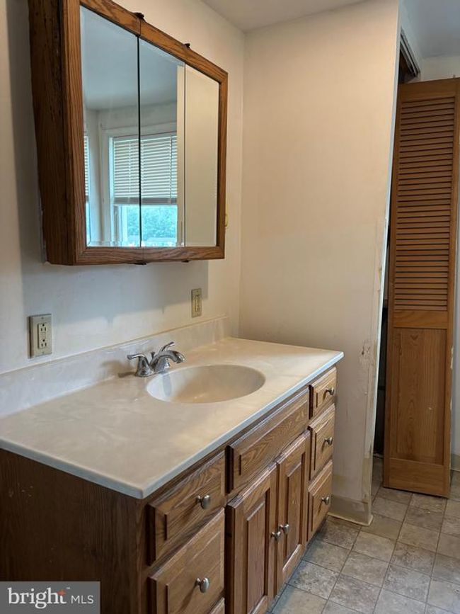 717 W Broad St, Home with 2 bedrooms, 1 bathrooms and null parking in QUAKERTOWN PA | Image 12