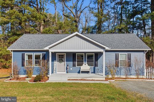 798 S Glebe Rd, Montross, VA, 22520-4103 | Card Image