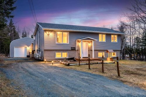 99 Loriann Dr, Porters Lake, NS, B3E1J4 | Card Image