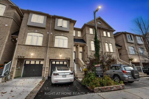 3370 Redpath Cir, Mississauga, ON, L5N8R1 | Card Image