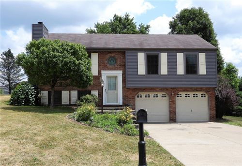 61 Forest Glen Dr, Imperial, PA, 15126-9621 | Card Image