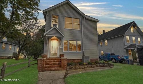 313 Norwood Ave, Long Branch, NJ, 07740-5211 | Card Image