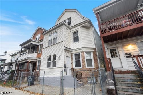 552 Norwood St, East Orange, NJ, 07018-1082 | Card Image