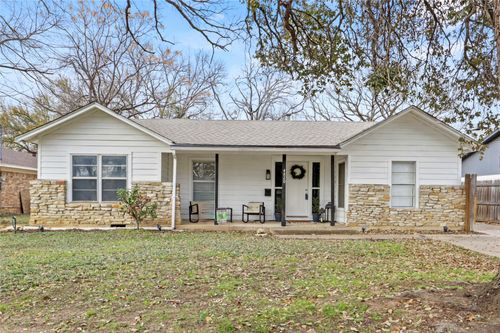 4820 White Oak Ln, River Oaks, TX, 76114-2916 | Card Image