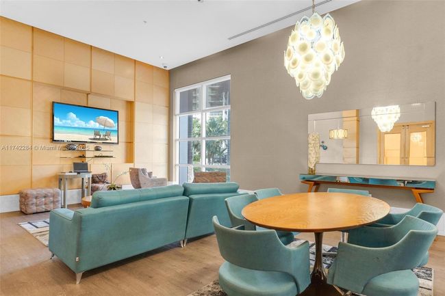 APT-2011 - 19400 Turnberry Way, Condo with 3 bedrooms, 3 bathrooms and null parking in Aventura FL | Image 53