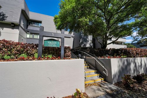 26-204-36750 Us Highway 19 N, PALM HARBOR, FL, 34684-1239 | Card Image