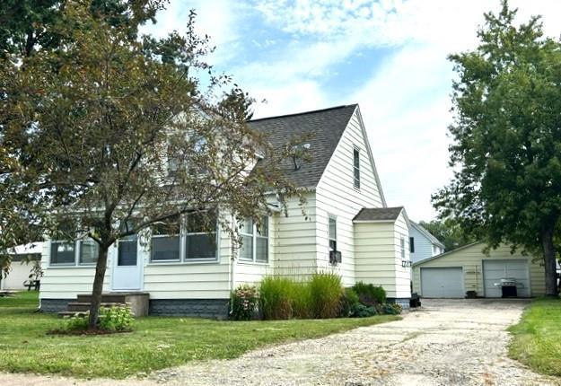 Caroline St, Osseo, WI 54758