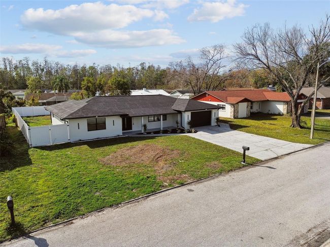 26728 Hickory Loop, House other with 3 bedrooms, 2 bathrooms and null parking in LUTZ FL | Image 38