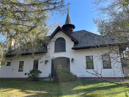 12 Pine Hill Rd, Tuxedo Park, NY, 10987-4221 | Card Image