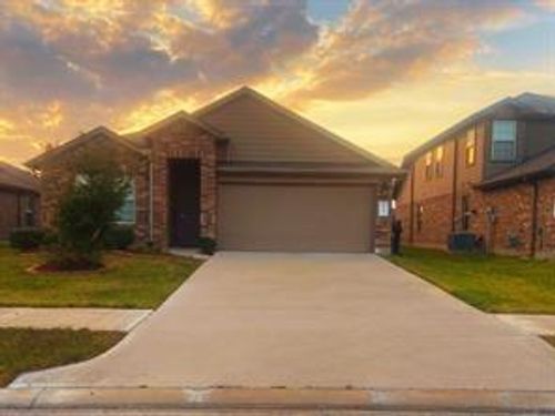 8310 Rose Petals Ln, Rosharon, TX, 77583-1907 | Card Image