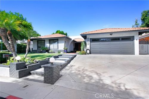 10413 White Oak Ave, Granada Hills, CA, 91344 | Card Image