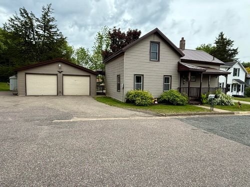 105 Cliff St, CAMP DOUGLAS, WI, 54618-4400 | Card Image