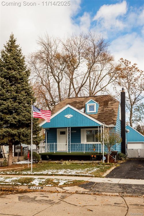 23344 Reynolds Ave, Hazel Park, MI, 48030-1443 | Card Image