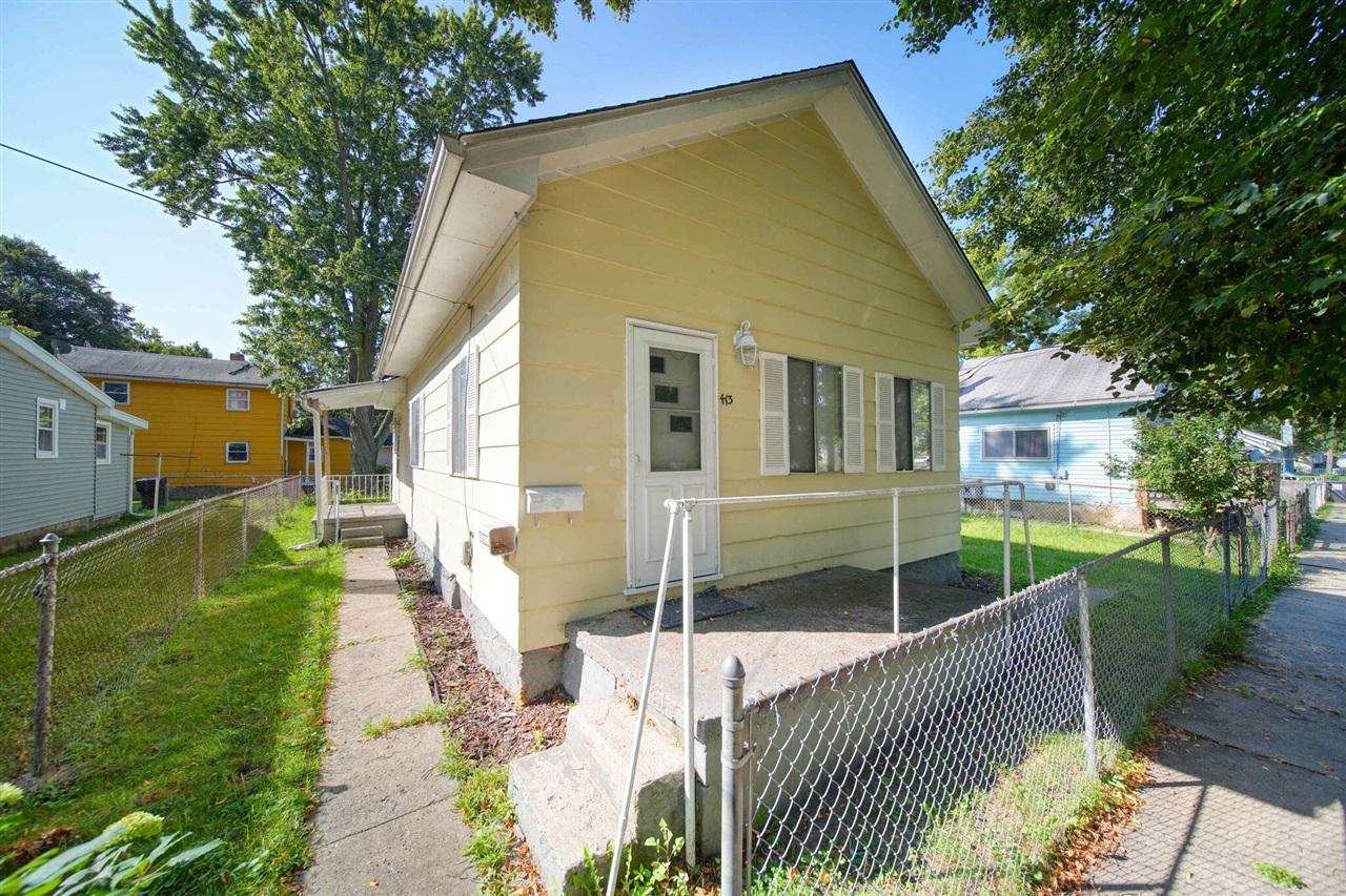 Quarry St, Jackson, MI 49201
