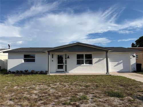 7220 Fox Hollow Dr, PORT RICHEY, FL, 34668-3907 | Card Image