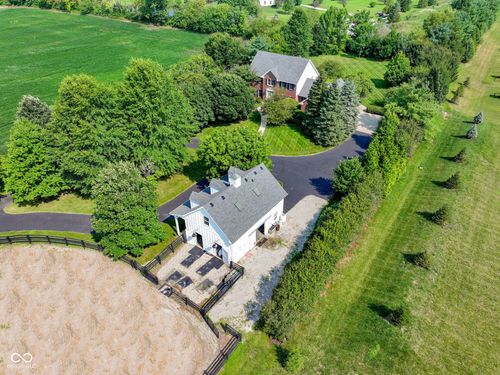 8552 E 550 S, Zionsville, IN, 46077-8612 | Card Image