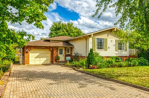 4 Hunter Rd, Grimsby, ON, L3M4A4 | Card Image