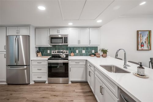 apt-107-14723 Barryknoll Ln, Houston, TX, 77079-2812 | Card Image