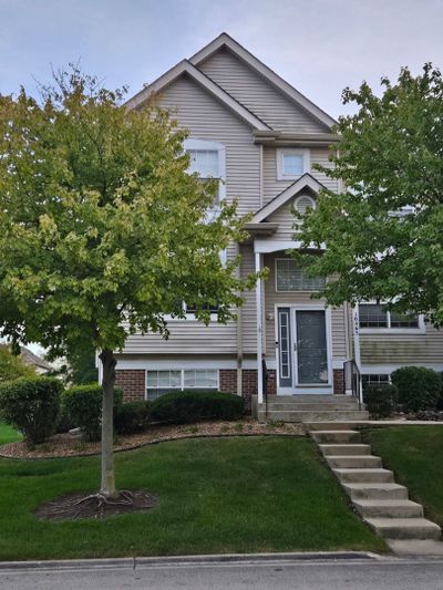 16465 W Teton Drive, Townhouse with 2 bedrooms, 2 bathrooms and 2 parking in Lockport IL | Image 1