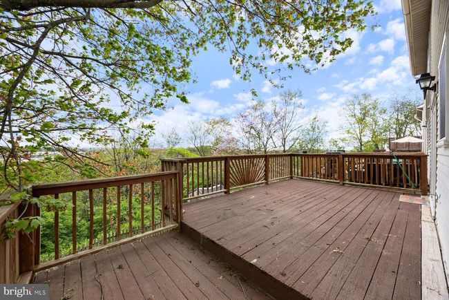 370 Logan Dr, Townhouse with 3 bedrooms, 3 bathrooms and null parking in WESTMINSTER MD | Image 32