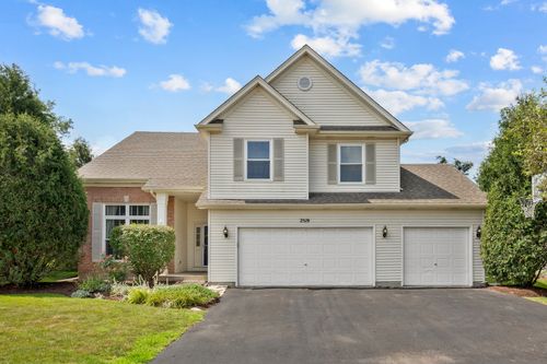 2519 Crestview Dr, Aurora, IL, 60502-9015 | Card Image