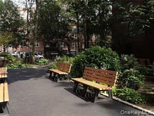 a601-32 91st St, East Elmhurst, NY, 11369-2364 | Card Image