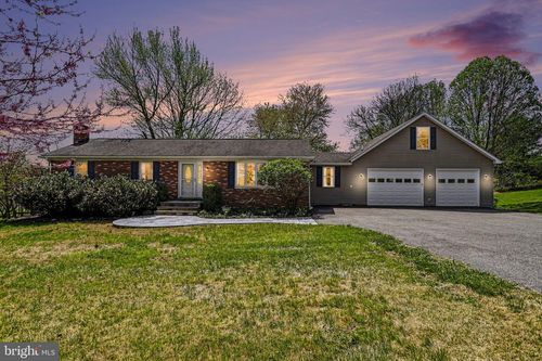 6332 Boyers Mill Rd, NEW MARKET, MD, 21774-6212 | Card Image