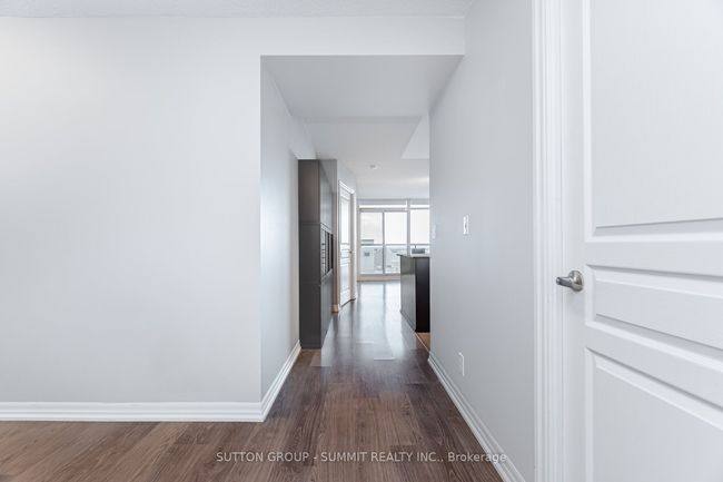 1103 - 1940 Ironstone Dr, Condo with 2 bedrooms, 2 bathrooms and null parking in Burlington ON | Image 11
