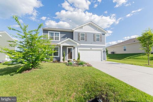 88 Gumspring Dr, CHARLES TOWN, WV, 25414-3201 | Card Image