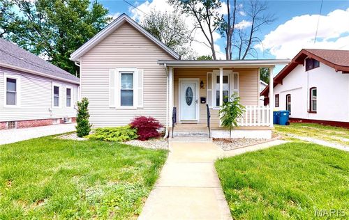 238 S Fillmore St, Edwardsville, IL, 62025-2157 | Card Image