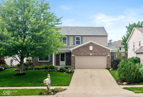 14446 Chapelwood Ln, Fishers, IN, 46037-4175 | Card Image