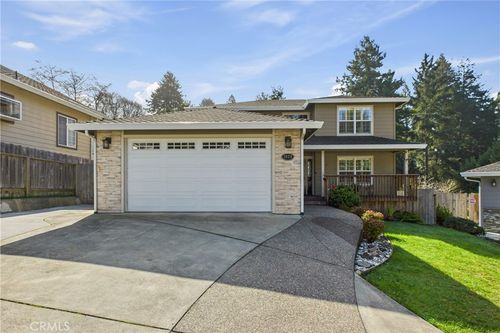 3920 Davis Ct, Eureka, CA, 95503-6073 | Card Image