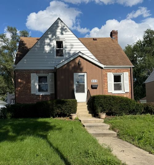 803 S Fairfield Ave, Elmhurst, IL, 60126-4708 | Card Image