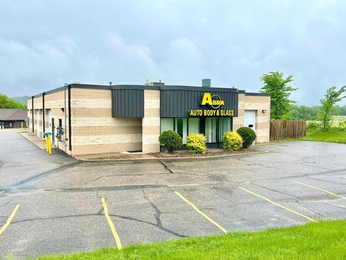 4902 Moundview Dr, Red Wing, MN, 55066-1100 | Card Image