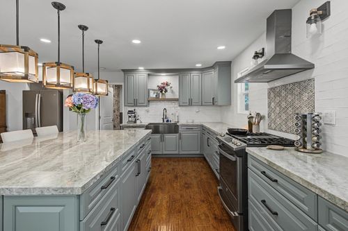 876 Placer Avenue, Manteca, CA, 95336 | Card Image