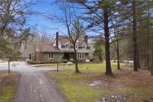 625 Balfour St, Fenwick, ON, L0S1C0 | Card Image