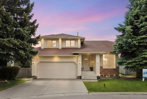 32 Del Rio Pl Ne, Calgary, AB, T1Y6N4 | Card Image