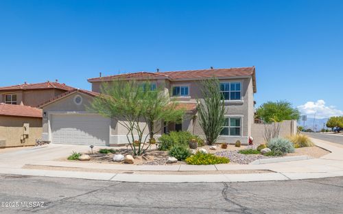 8525 E Ramona Madera Ln, Tucson, AZ, 85747-5712 | Card Image