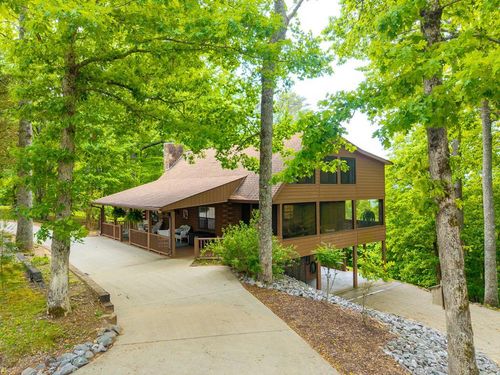 219 Lakeview Dr, Hayesville, NC, 28904-7323 | Card Image