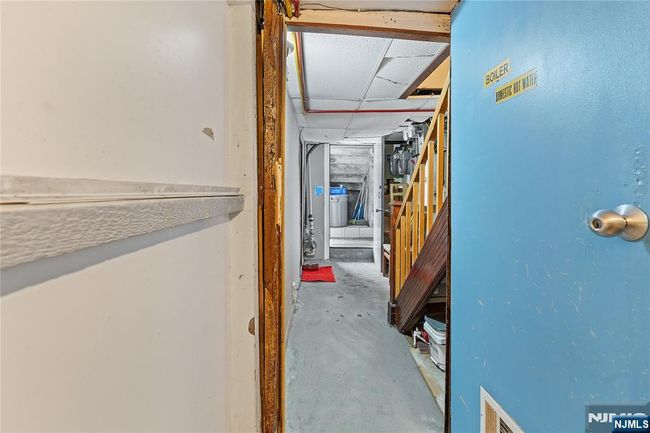 1010 Paterson Plank Rd, Home with 6 bedrooms, 3 bathrooms and null parking in North Bergen NJ | Image 7