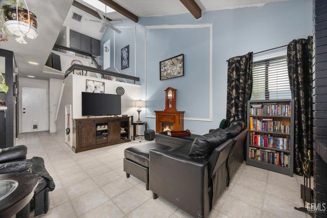 APT-5 - 3301 Columbus St, Condo with 3 bedrooms, 2 bathrooms and null parking in Bakersfield CA | Image 6